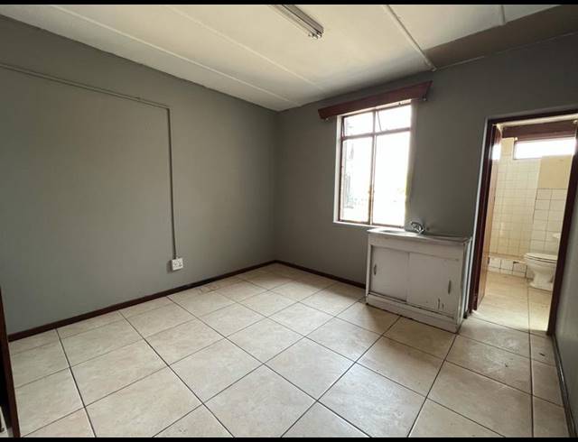 1 BEDROOM PROPERTY TO RENT IN MINDALORE